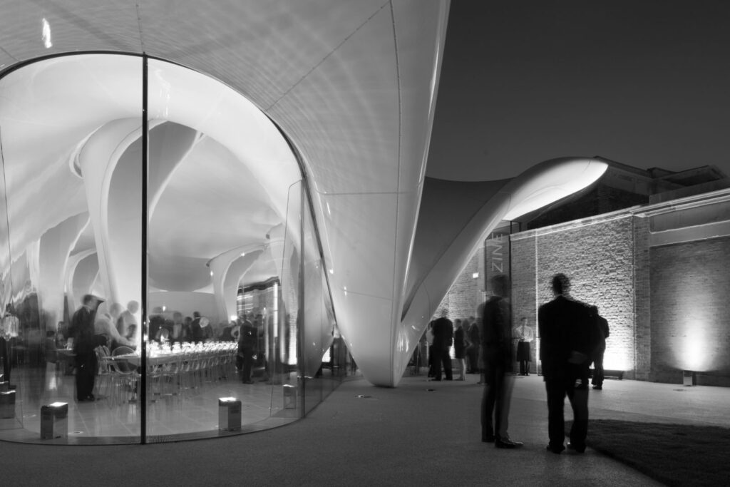 Zaha Hadid - Serpentine Sackler Gallery